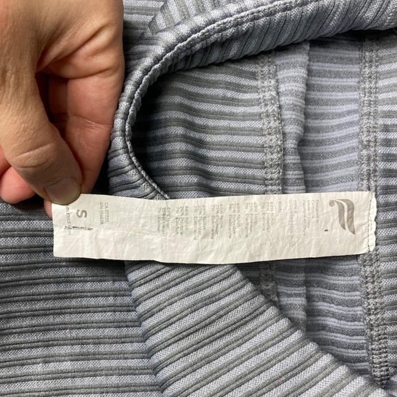 Fabletics High Waisted Seamless Rib Legging Small Artic Grey Raincloud - Picture 5 of 6